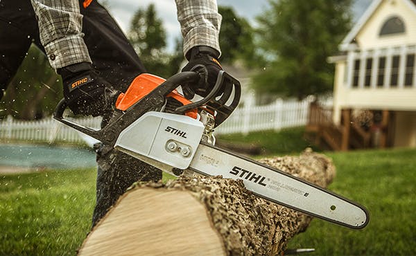 BEST CHAINSAW FOR HOMEOWNERS - Stihl MS 180 C - Great Value 