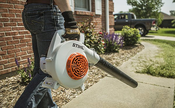 The 14 Best Leaf Blowers of 2024 - Leaf Blower Reviews