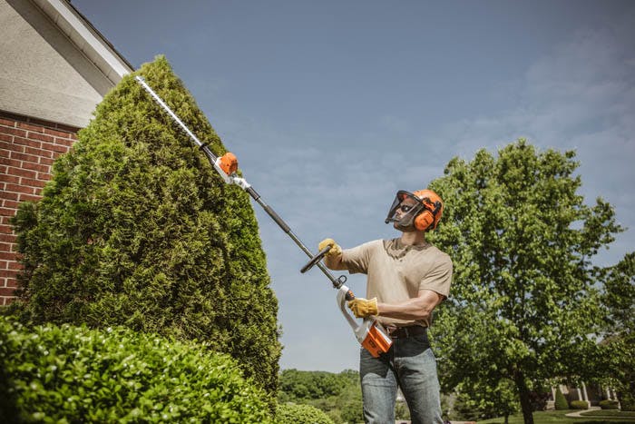 Stihl 36V ExtendedReach Pole Hedge Trimmers Pro Tool Reviews vlr.eng.br