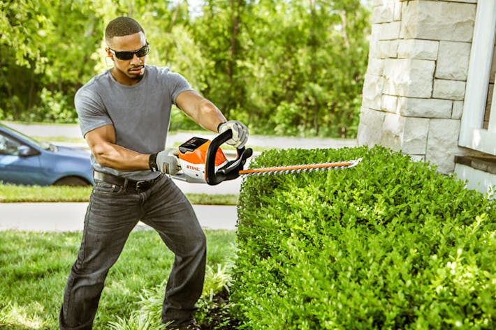 Top 10 Cordless Hedge Trimmers | steticlounge.com.br