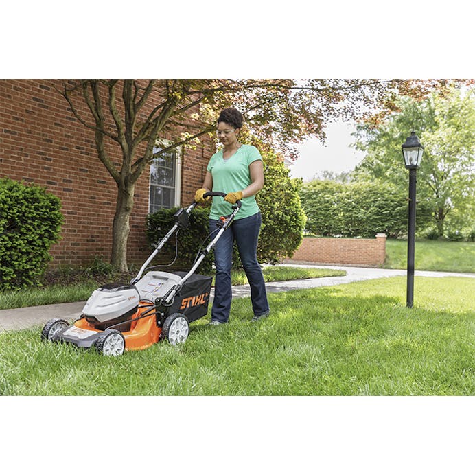 RMA 460 V Self Propelled Lawn Mower STIHL USA
