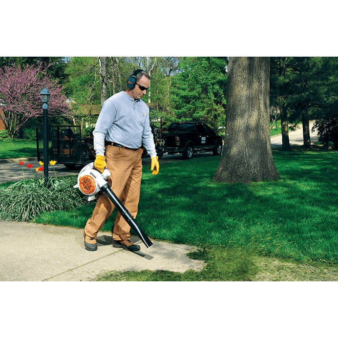 BGA 86 Battery Blower | Homeowner & Professional Blowers BGA 86 Battery Blower | Homeowner & Professional Blowers